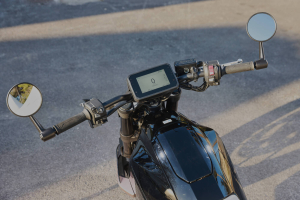 Zvuk ticha: vývoj charakteru modelu Honda WN7